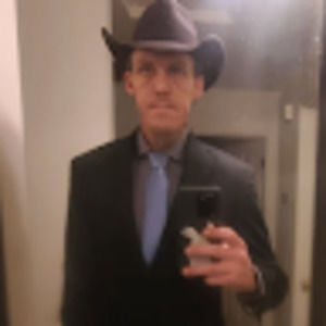 Meet your Posher, Johnathan